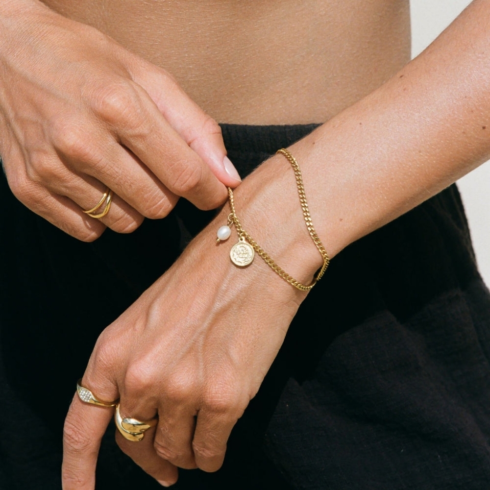 Atolea Senora Bracelet With Pearl Accent - Picture 5 of 5